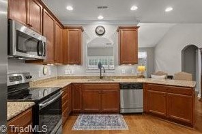 613 Village Lake Dr, Mebane NC  27302-8869 exterior