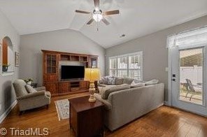 613 Village Lake Dr, Mebane NC  27302-8869 exterior