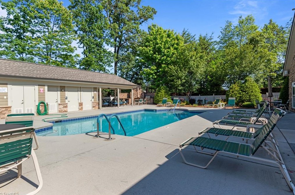 3444 Waterwheel Cir, Winston Salem NC  27103-6477 exterior