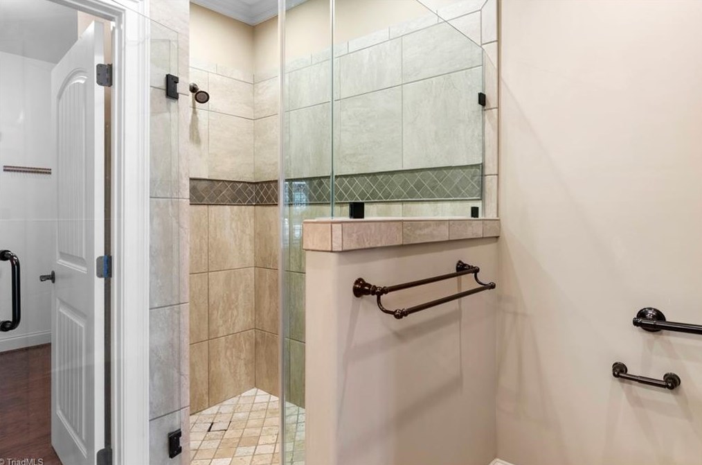 3444 Waterwheel Cir, Winston Salem NC  27103-6477 exterior