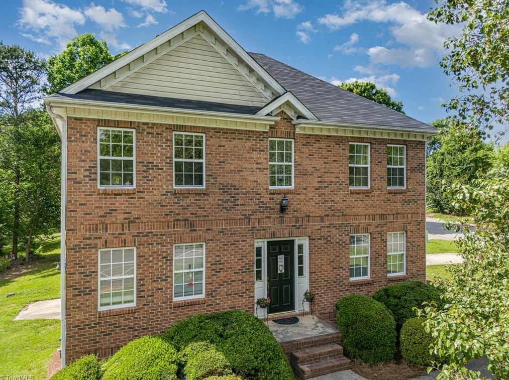 1768 Harper Spring Dr, Clemmons, NC 27012-7417