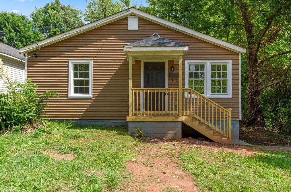 1639 Ashley School Cir, Winston Salem, NC 27105-5444