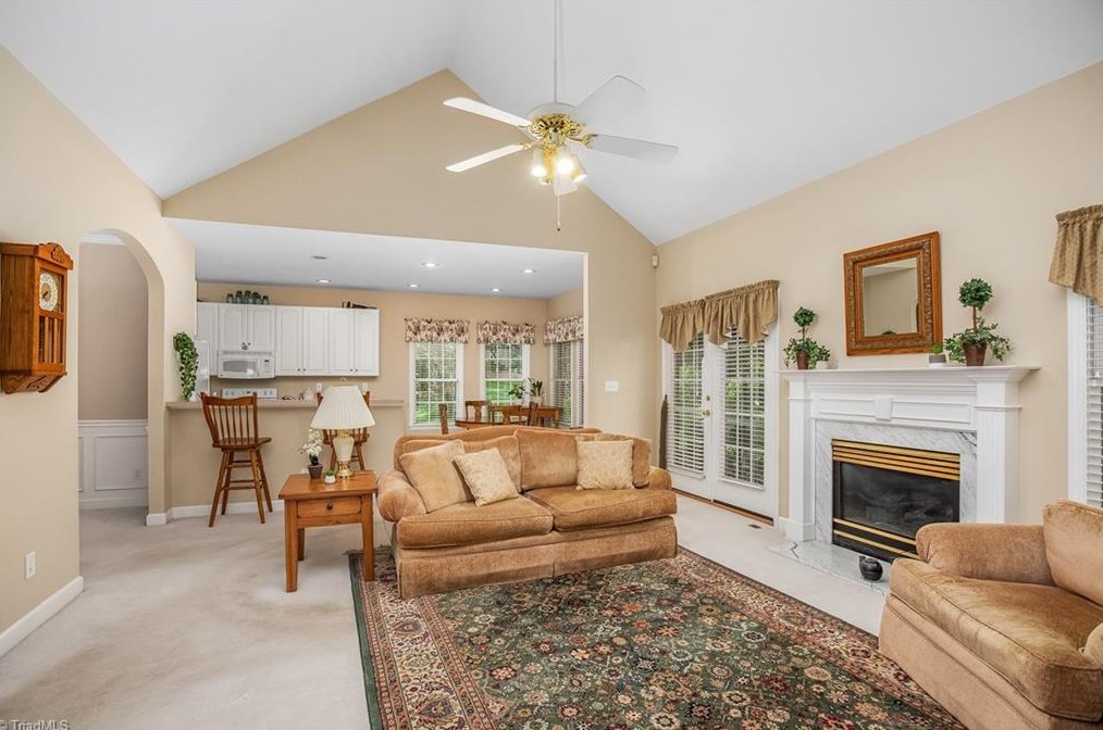 940 Laurel Creek Ln, Lewisville, NC 27023-8305