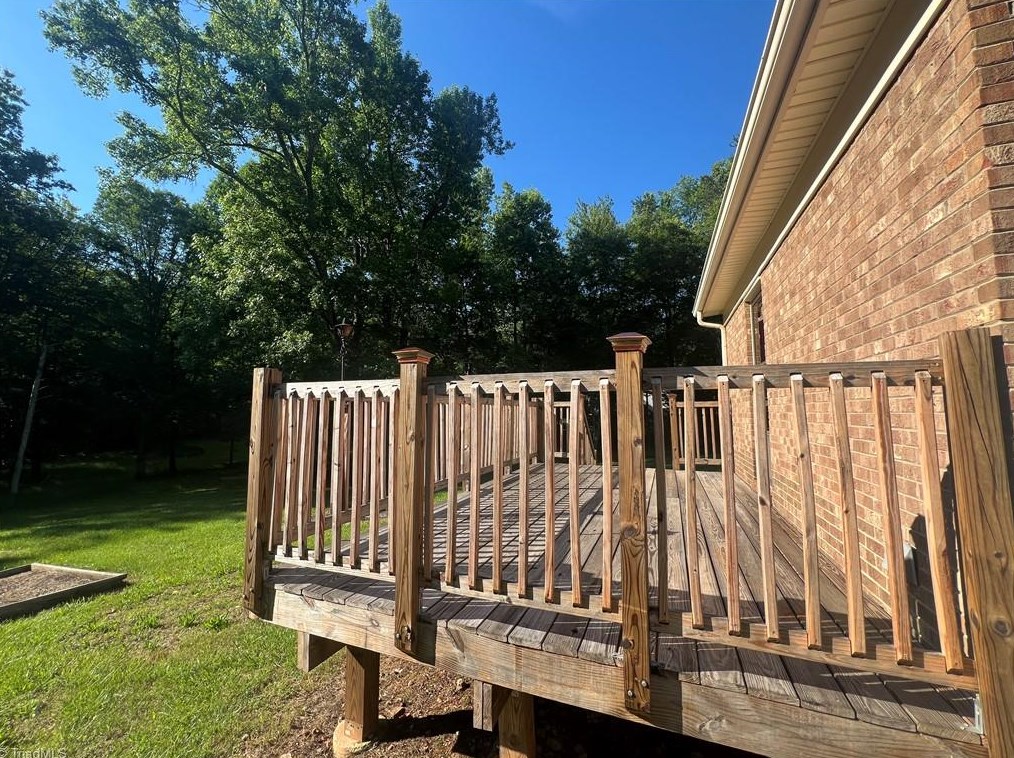 2745 Gideon Grove Church Rd, Stokesdale NC  27357-8071 exterior