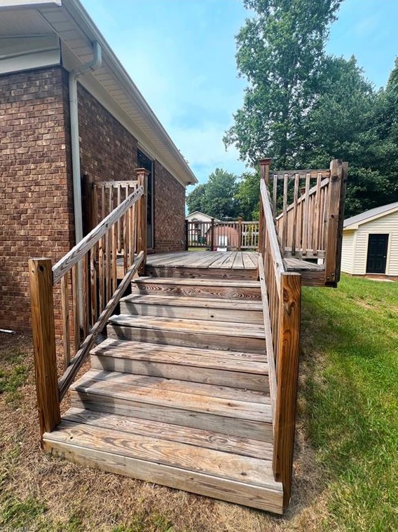 2745 Gideon Grove Church Rd, Stokesdale NC  27357-8071 exterior