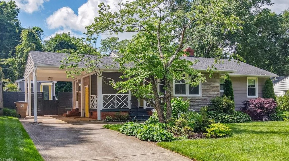 2523 Fernwood Dr, Greensboro, NC 27408-6103