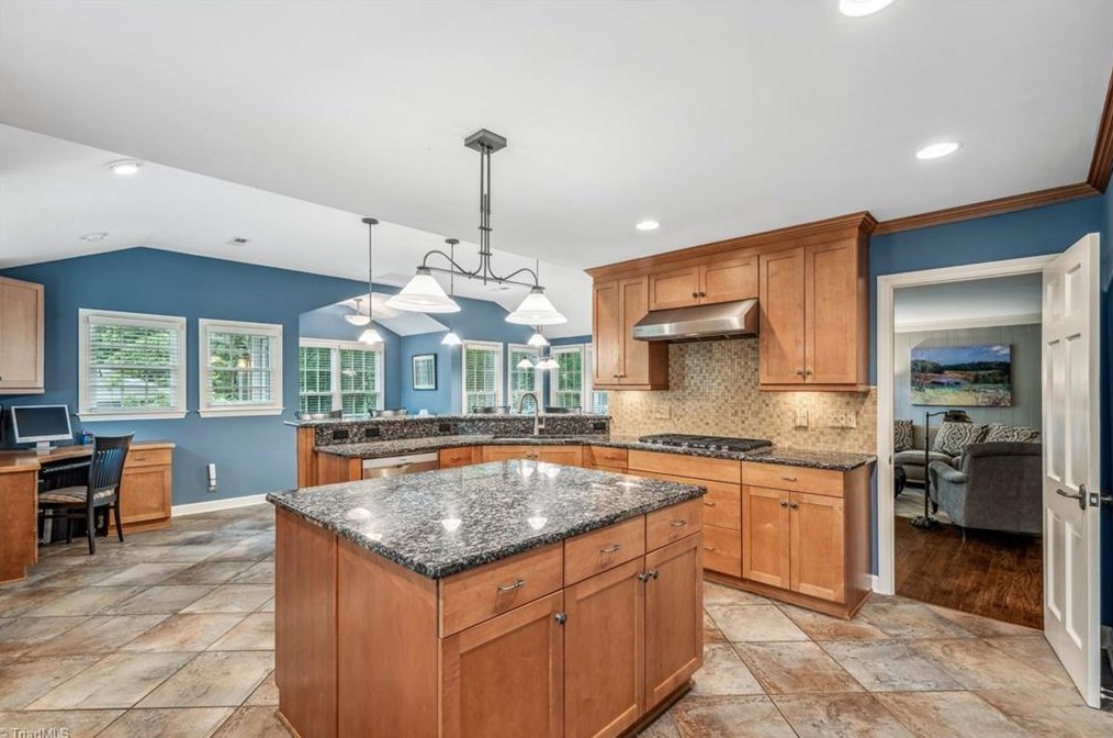 113 Hawkins Dr, Greensboro NC  exterior