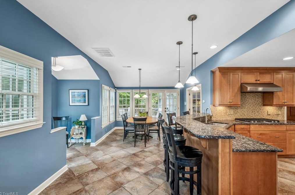 113 Hawkins Dr, Greensboro NC  exterior