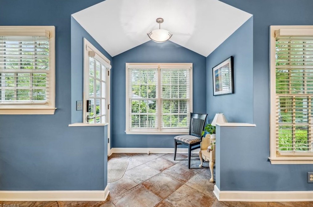 113 Hawkins Dr, Greensboro NC  exterior