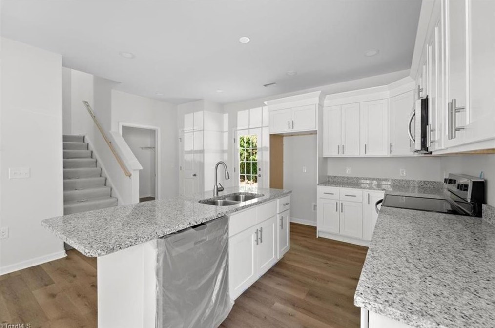 1124 Adams St, High Point NC 27262-6901 exterior