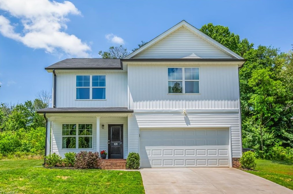 828 Prince Edward Rd, Kernersville NC  27284-8141 exterior