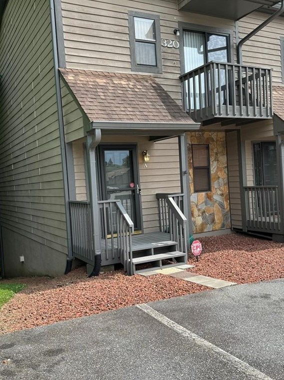 320 Vista Cir #a, Winston Salem, NC 27106