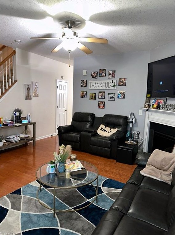3 Forest Ridge Ct, Greensboro, NC 27406-5971