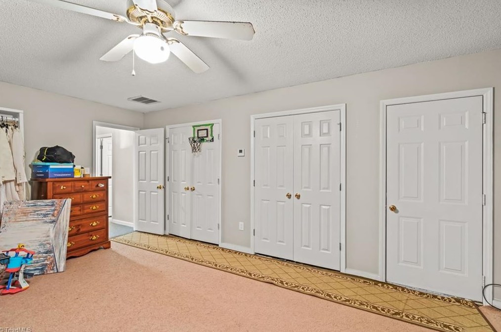 2117 Arbrook Ln, High Point NC 27265-2479 exterior