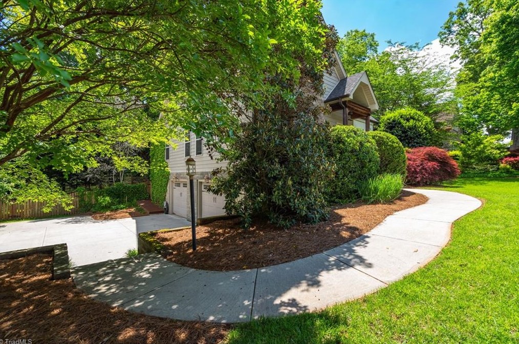 155 Petree Rd, Winston Salem, NC 27106-4401