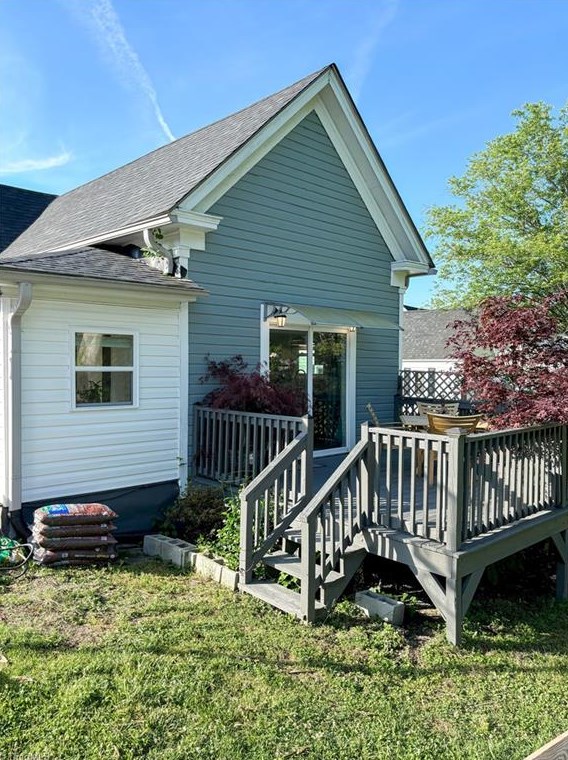 214 Broad St, Mount Airy NC  27030-4685 exterior