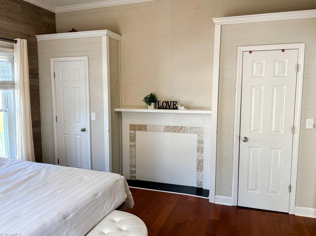 214 Broad St, Mount Airy NC  27030-4685 exterior