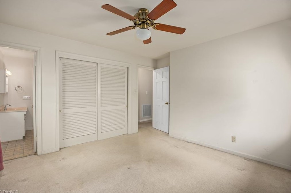 3941 Fieldview Ct, Clemmons NC 27012-9118 exterior