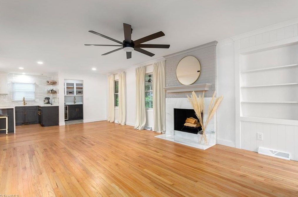 1303 Bearhollow Rd, Greensboro NC  27410-3609 exterior