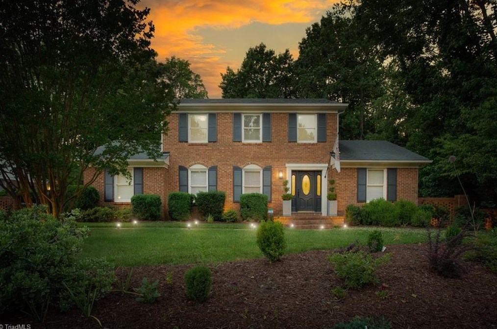 1303 Bearhollow Rd, Greensboro NC  27410-3609 exterior