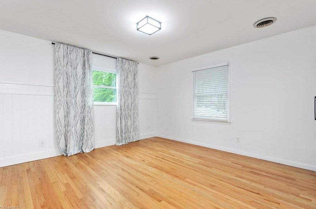 1303 Bearhollow Rd, Greensboro NC  27410-3609 exterior