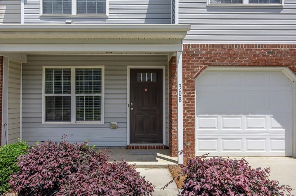 308 Robyns Gln Cir, Greensboro, NC 27409