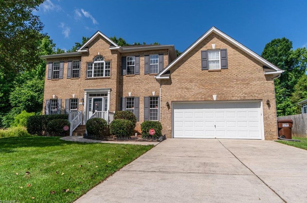3763 Deerfield St, High Point, NC 27265-9442