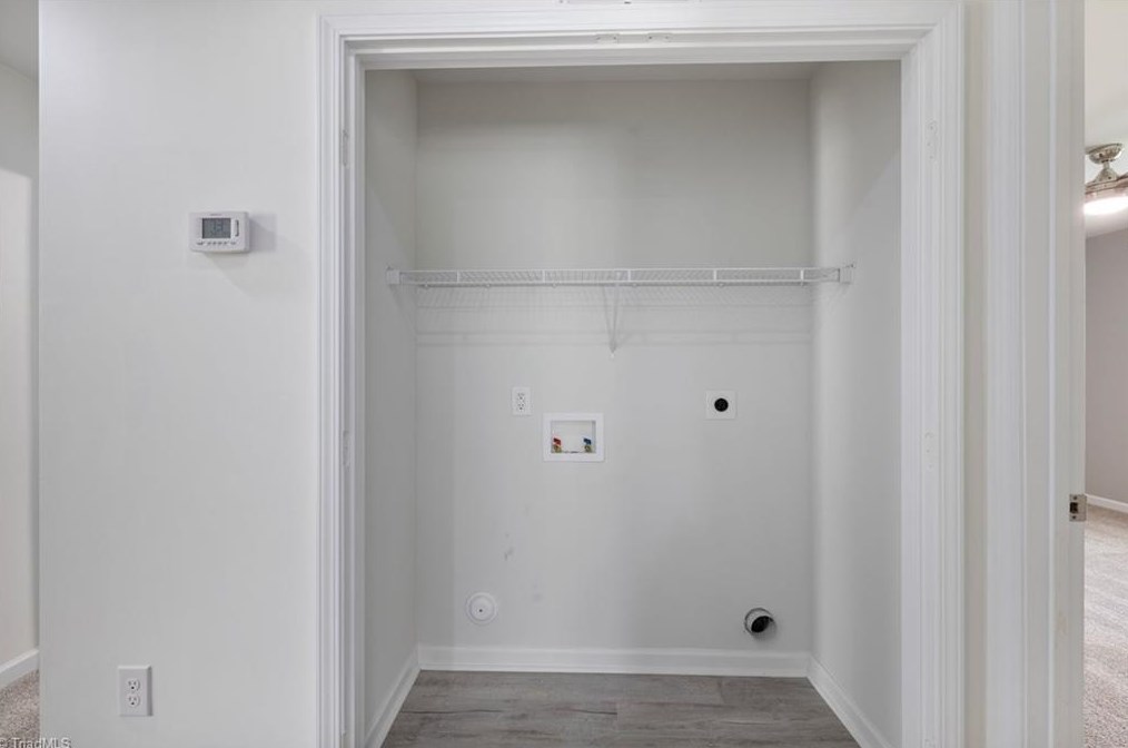 916 Countrymans Ct, Kernersville NC  27284-7501 exterior