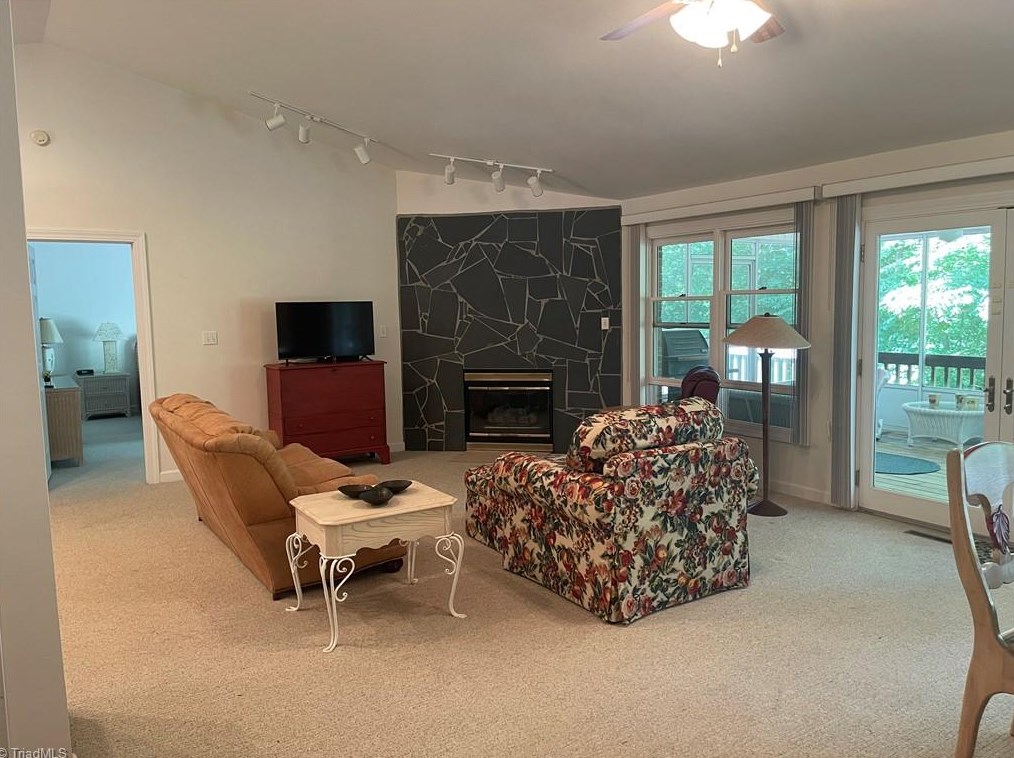 126 Periwinkle Ln, Lexington NC  27292-0023 exterior