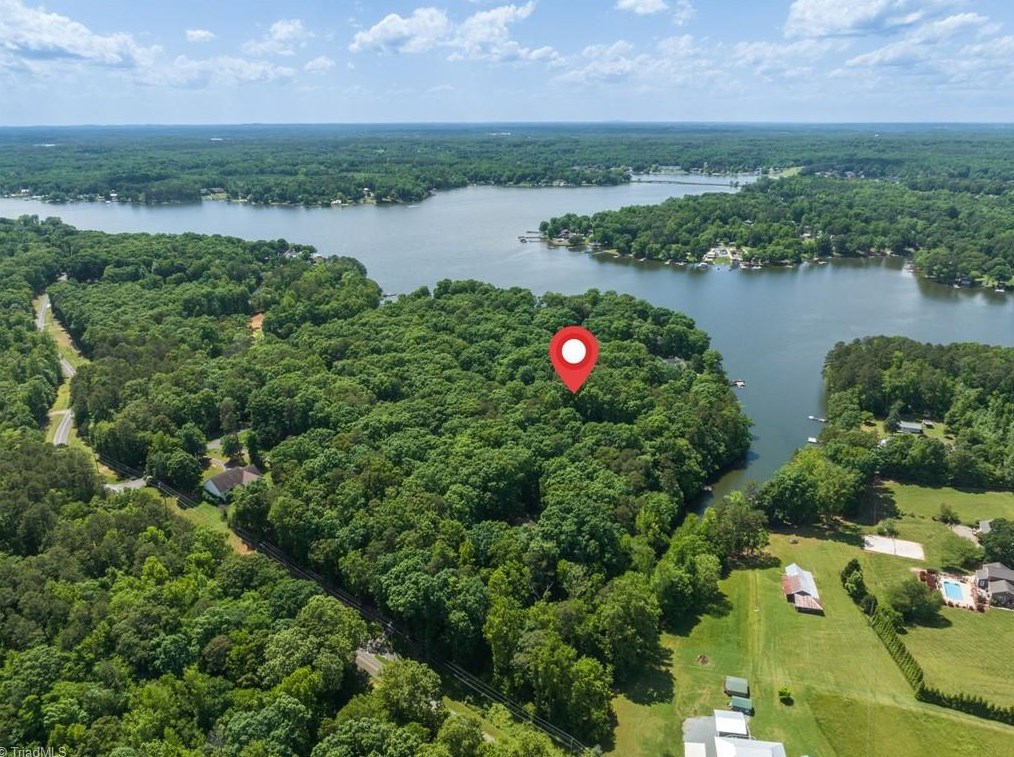 126 Periwinkle Ln, Lexington NC  27292-0023 exterior