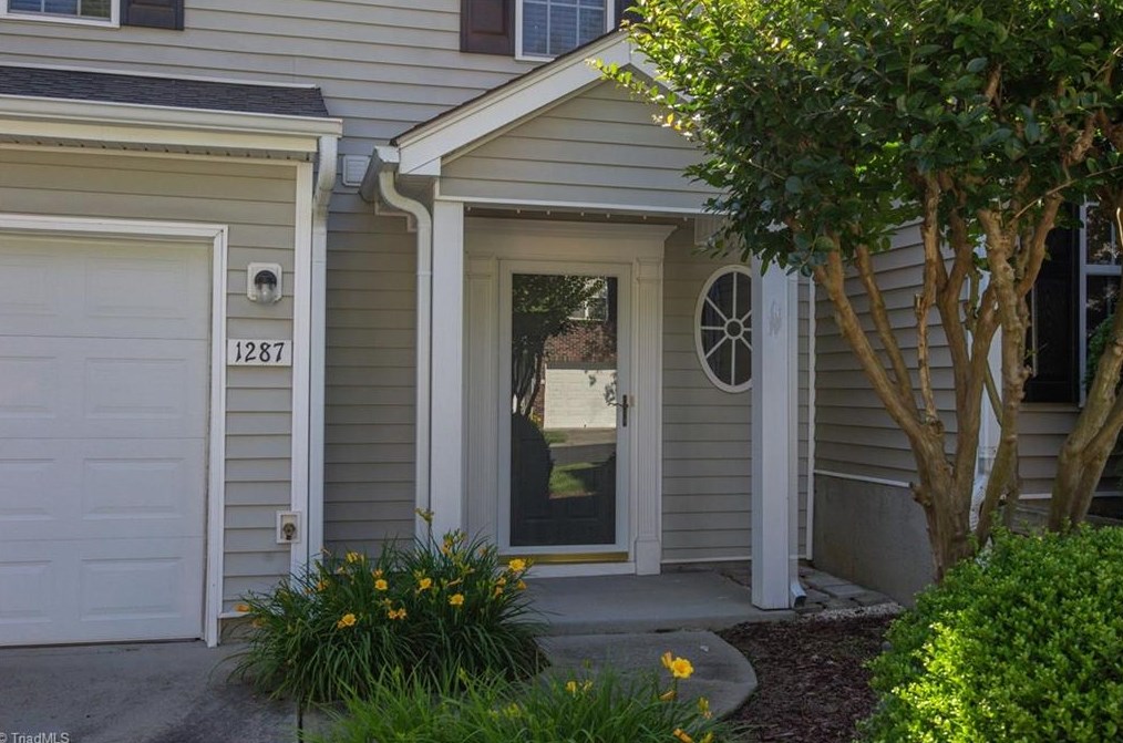 1287 Collegian Ter, Winston Salem, NC 27106-6340