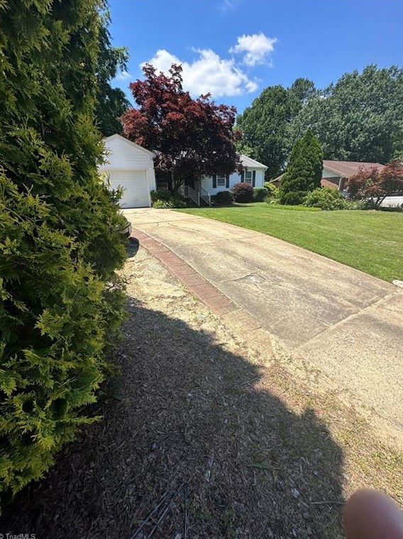 2700 Dumfries Rd, Greensboro, NC 27407-6926
