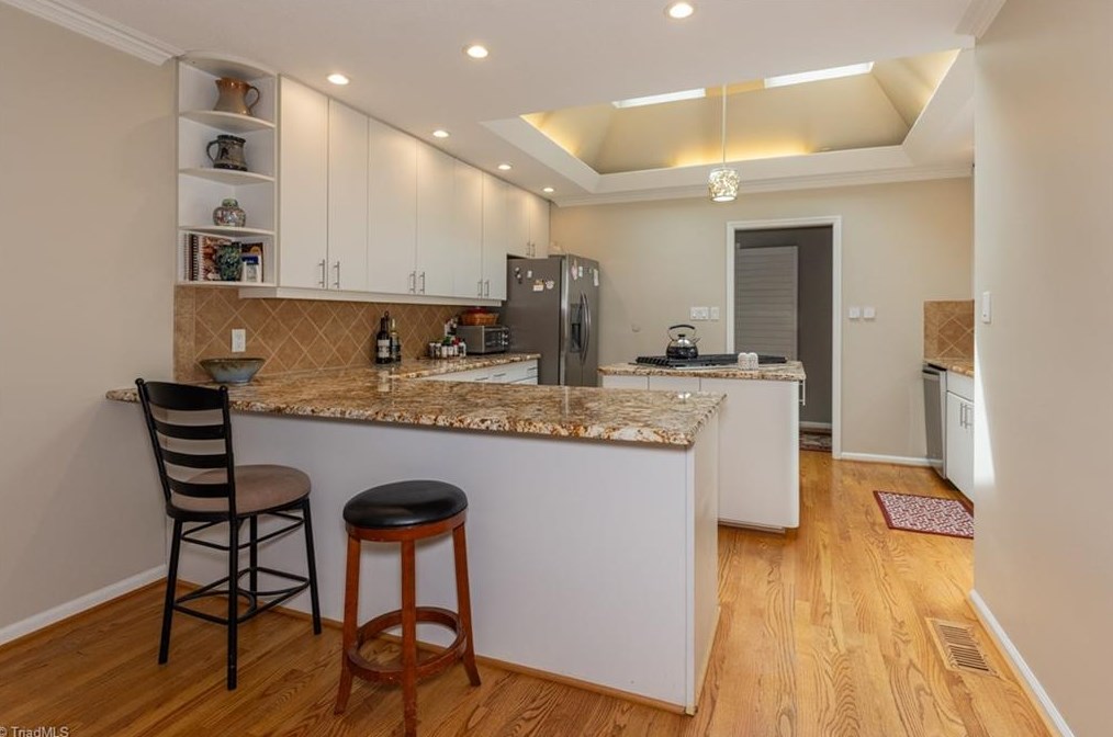 5000 Woodmark Dr, Greensboro NC  27407-8253 exterior