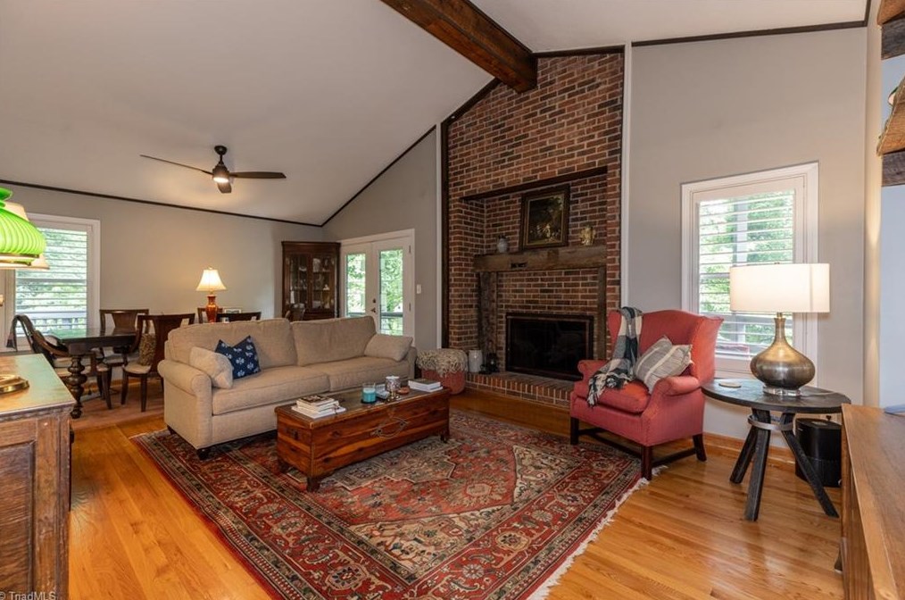 5000 Woodmark Dr, Greensboro NC  27407-8253 exterior