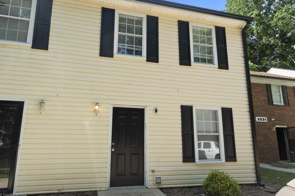 3527 Lynhaven Dr, Greensboro, NC 27406-7151
