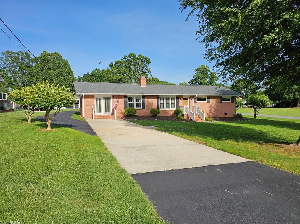 511 Mccoy Rd, Reidsville, NC 27320-6907