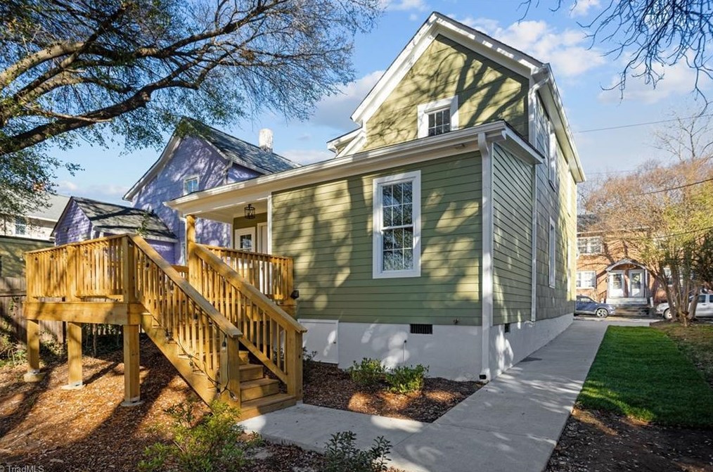 112 Poplar St, Winston Salem, NC 27101-3741