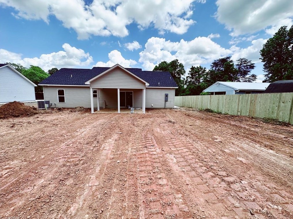 4840 Reid Rd, Winston Salem, NC 27107-6436