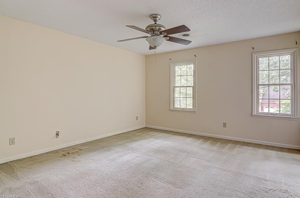 2304 Red Forest Rd, Greensboro NC  exterior