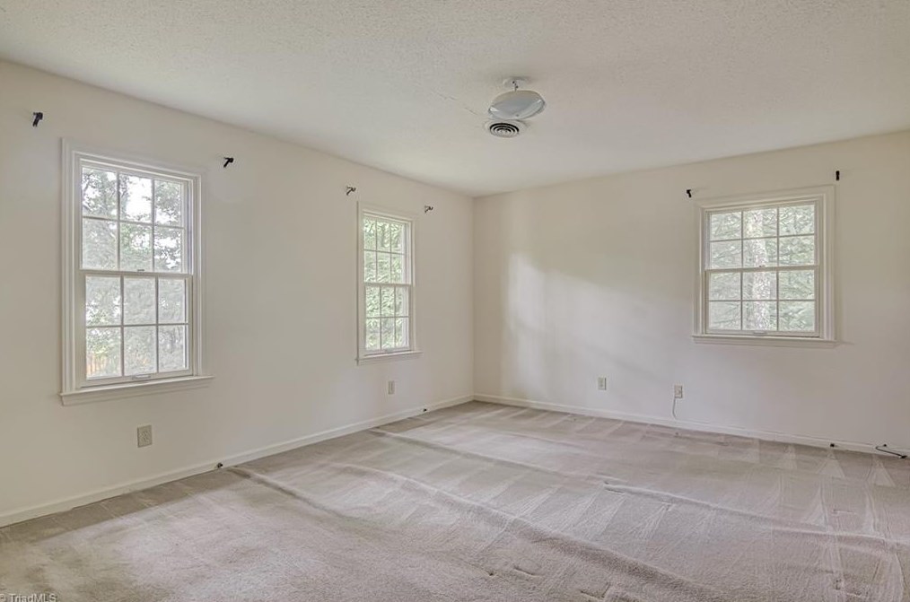 2304 Red Forest Rd, Greensboro NC  exterior