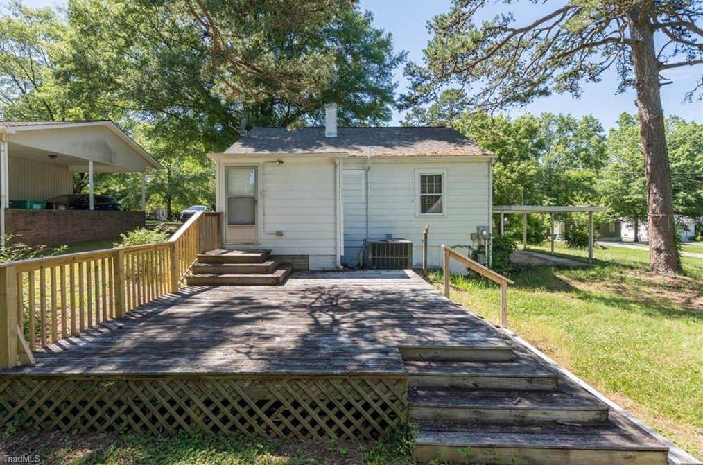 106 Avery Ave, High Point NC 27265-2041 exterior