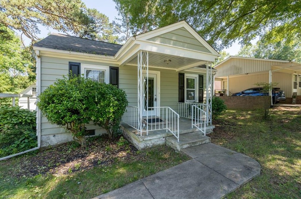 106 Avery Ave, High Point, NC 27265-2039