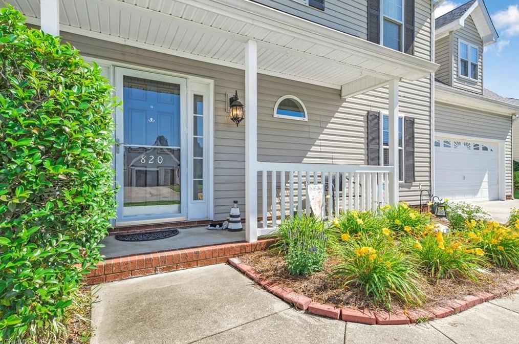820 Hitchcock Way, High Point, NC 27265-3180