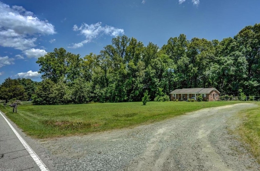 6022 Mcleansville Rd, McLeansville, NC 27301