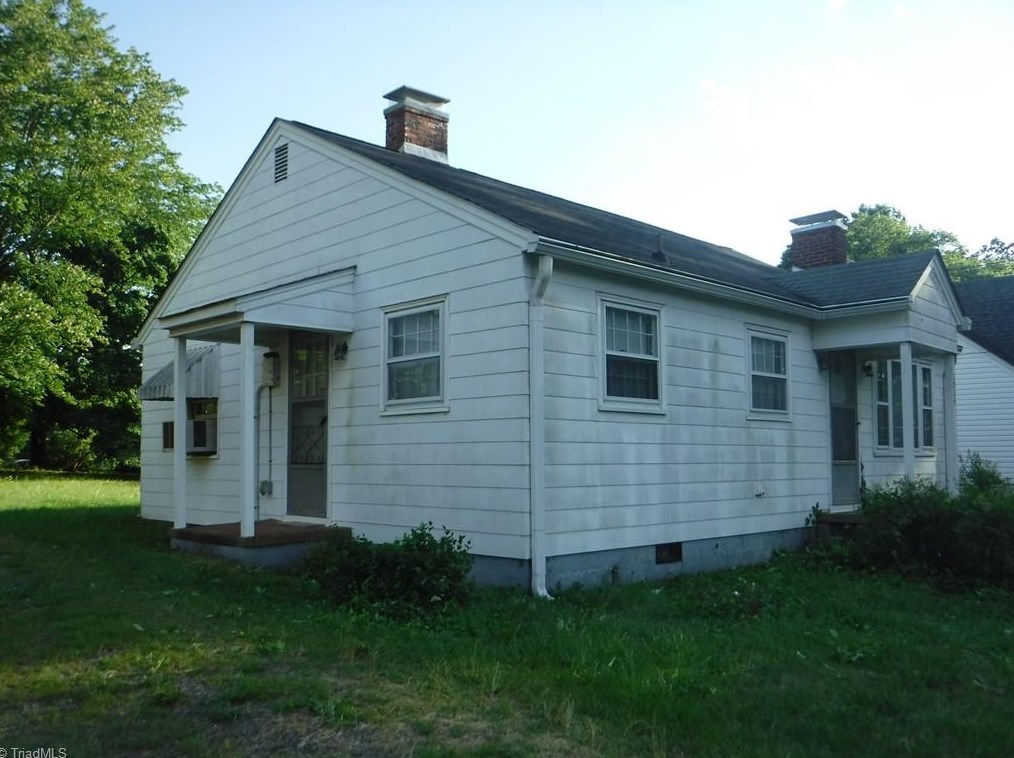 1024 Motor Rd, Winston Salem, NC 27105