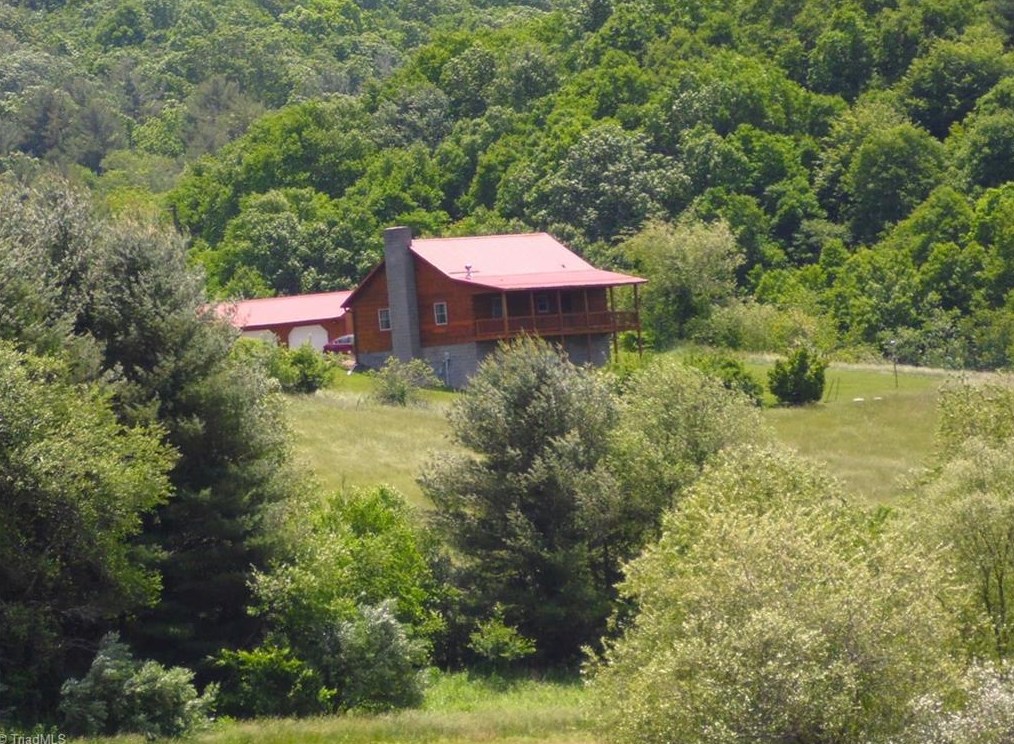 10152 N Nc Hwy 18, Ennice, NC 28623