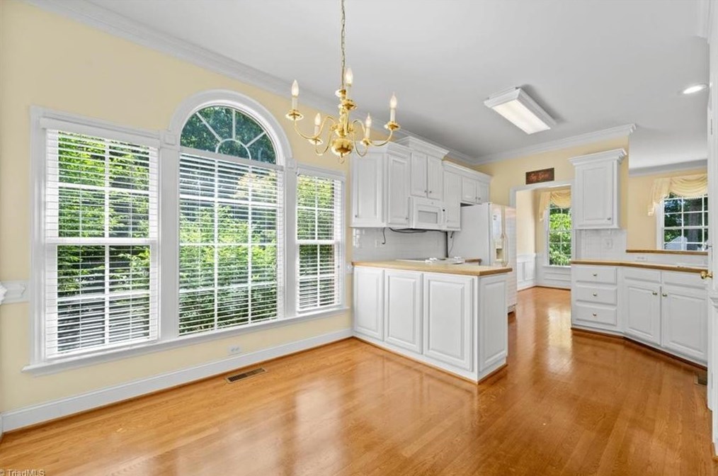 5801 Stanley Farm Ct, Kernersville NC  27284-2191 exterior
