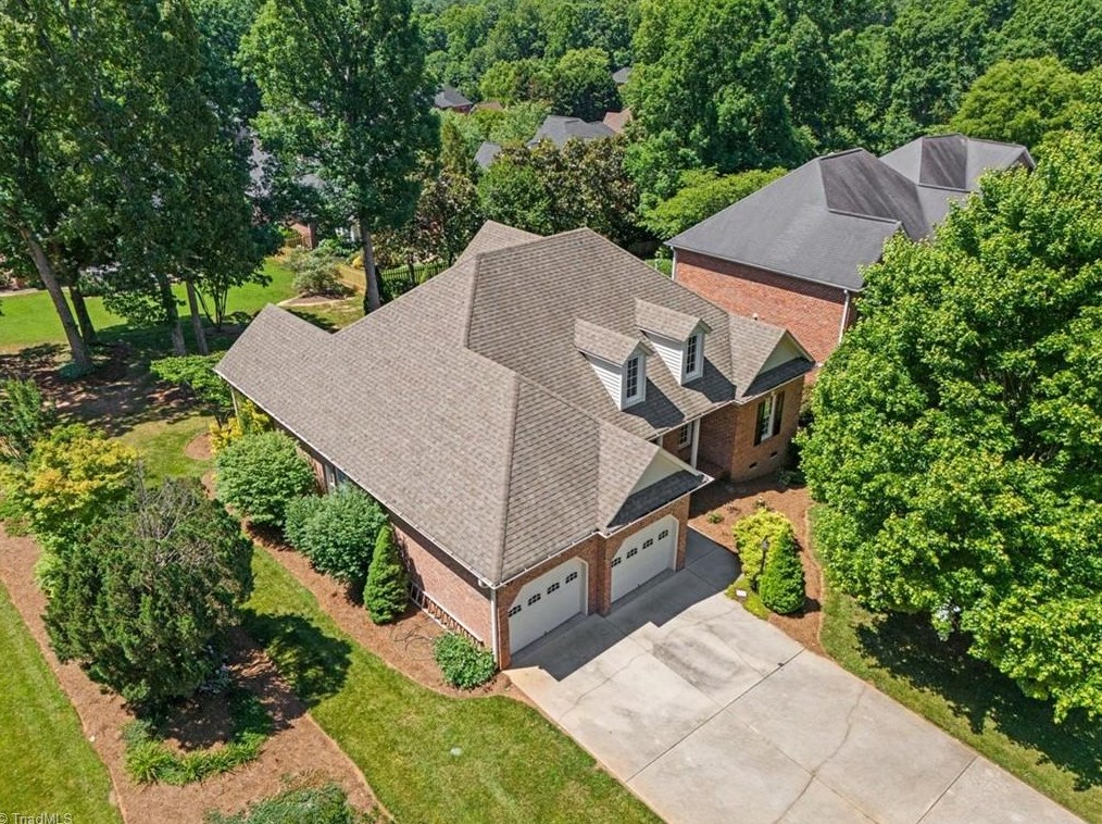 5801 Stanley Farm Ct, Kernersville NC  27284-2191 exterior