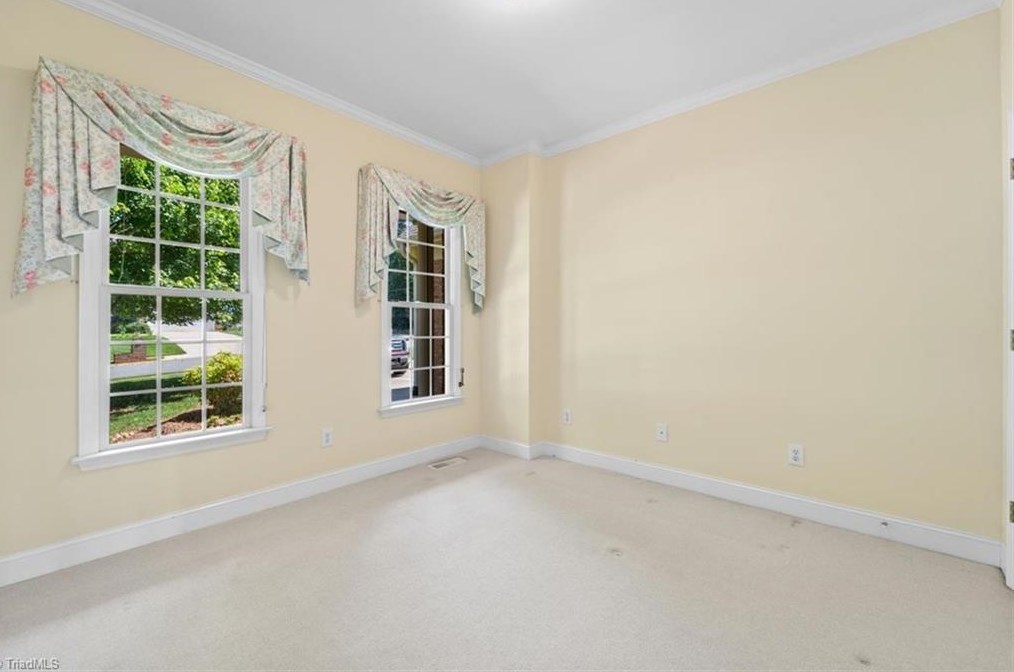 5801 Stanley Farm Ct, Kernersville NC  27284-2191 exterior