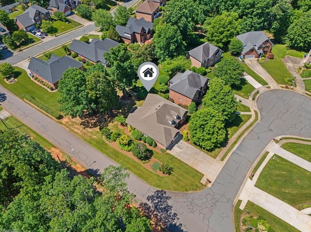 5801 Stanley Farm Ct, Kernersville NC  27284-2191 exterior